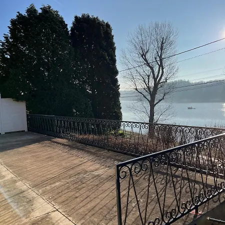 Maison Bord De - Terrasse Et Petanque